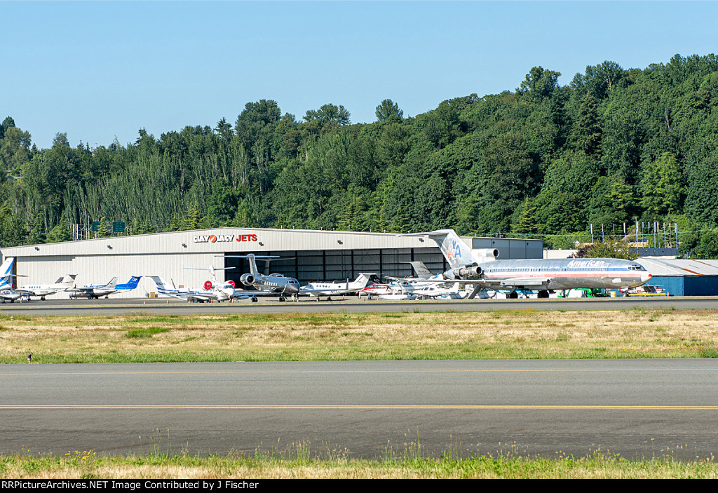 American Airlines 727